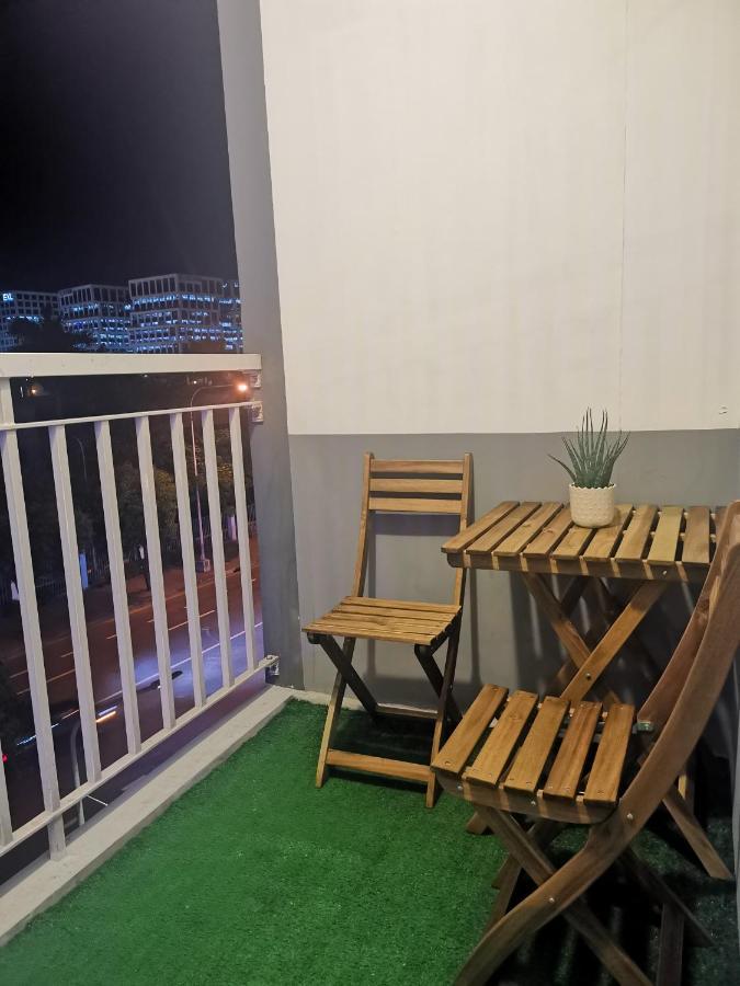455B Shell Spacious Room Moa City View Manila Eksteriør bilde